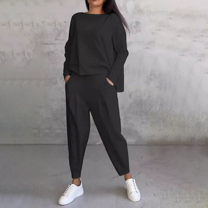 【DAY PERFECT】Round-Neck Long-Sleeved Top ＆ Pants 2-Piece Set | Wrinkle-Free & Breathable